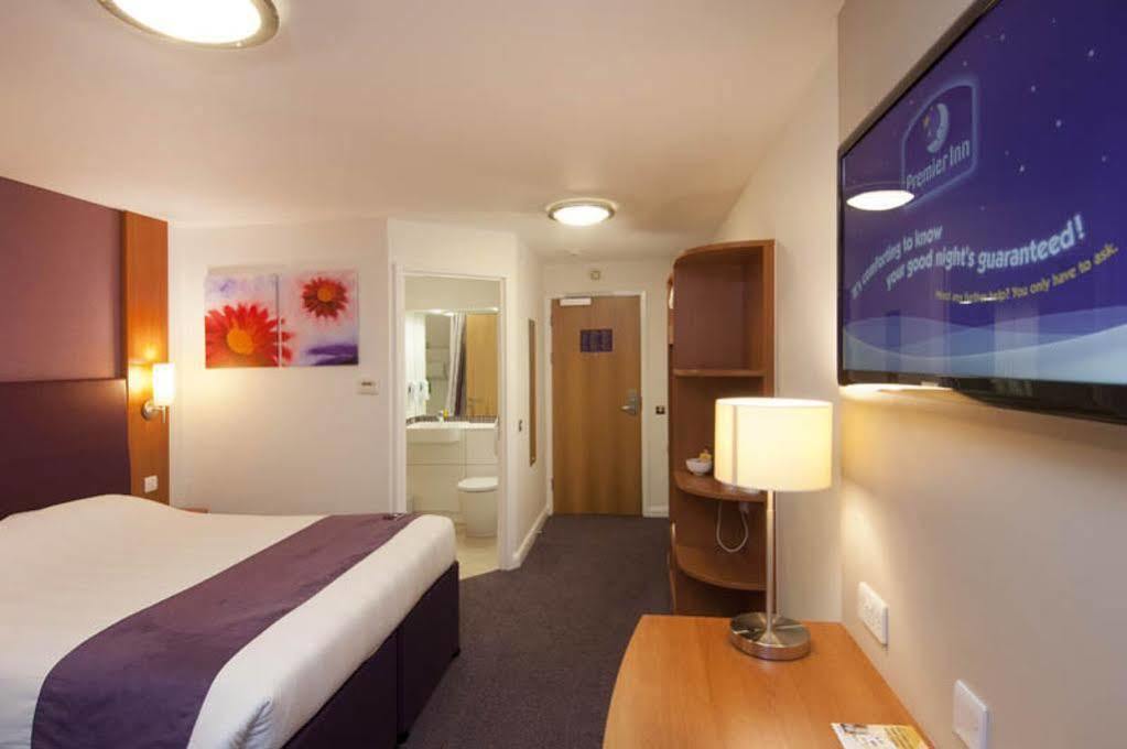 Premier Inn London Dagenham Exterior foto